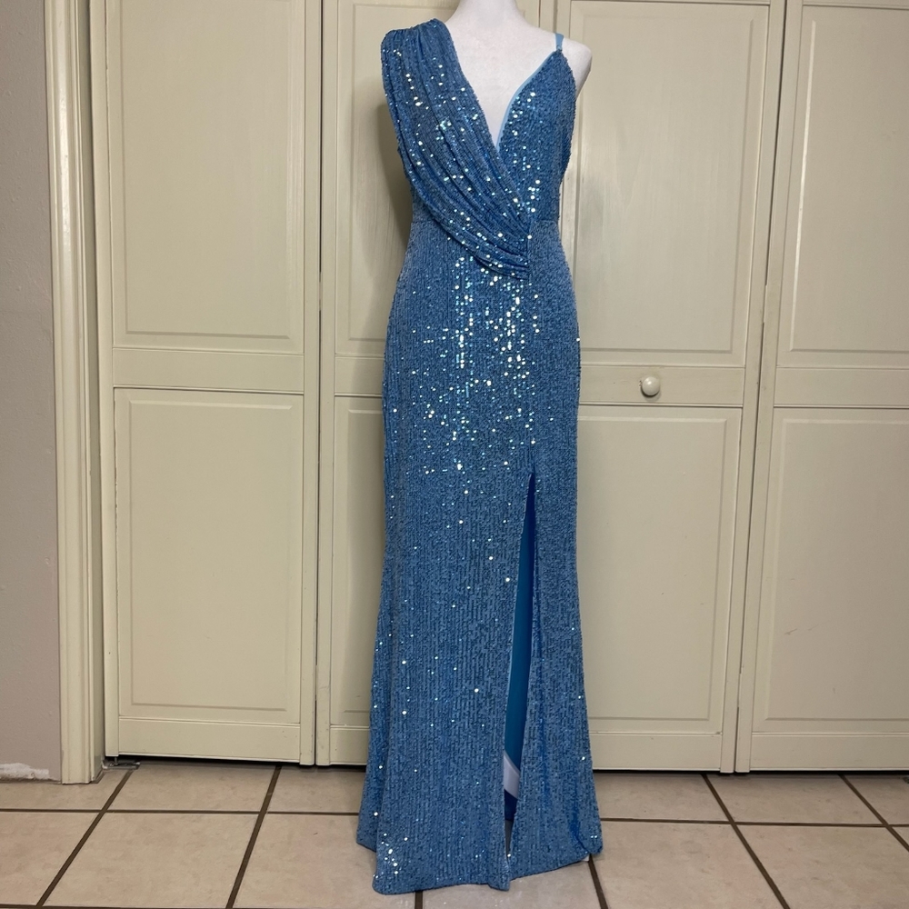Faeriesty Formal Dress, light blue sequins Dress Size XL